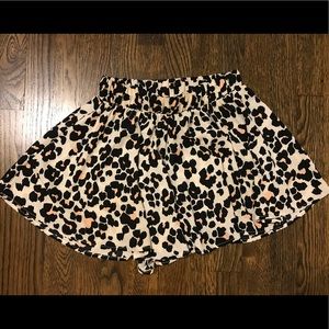 ShowMeYourMumu Pink leopard shorts
